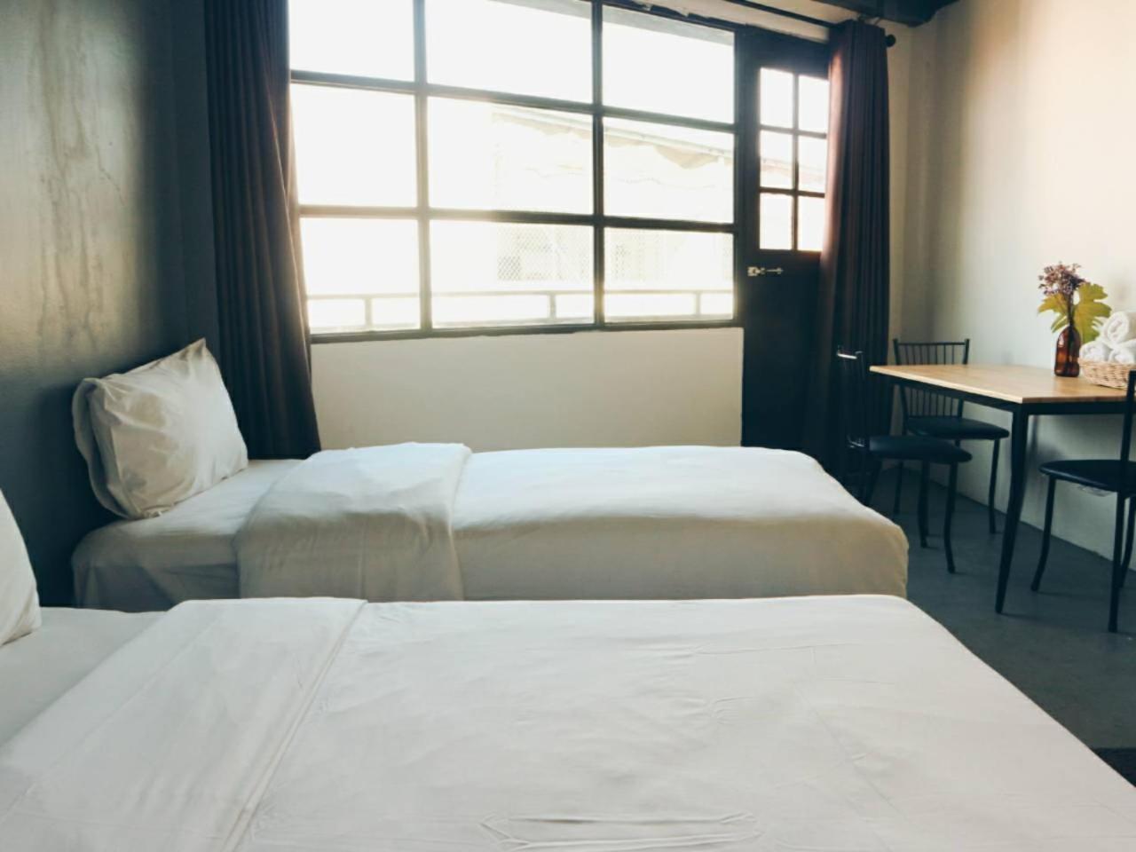 צ'יאנג מאי Hugnur Hostel And Coffee מראה חיצוני תמונה